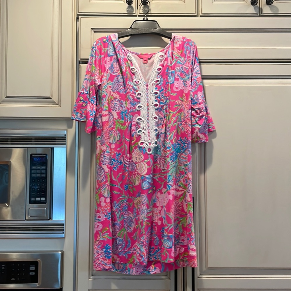 Lilly Pulitzer size large bell sleeve dress worn 1x